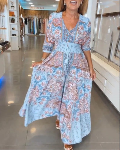 Abito estivo con scollatura a V e maniche 3/4