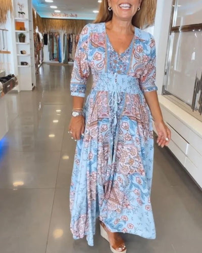 Abito estivo con scollatura a V e maniche 3/4